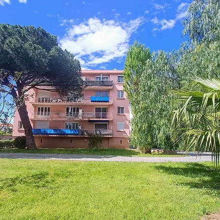 Beau T4 Les Bleuets Apartment *